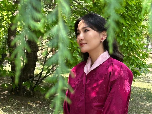 7 Foto Jetsun Pema, Ratu Termuda yang Dijuluki Kate Middleton dari Himalaya
