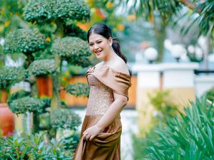 Sandal Kahiyang Ayu yang Jadi Sorotan di Ultah Bobby Nasution