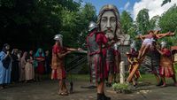 9 Momen Teatrikal Perayaan Paskah di Indonesia
