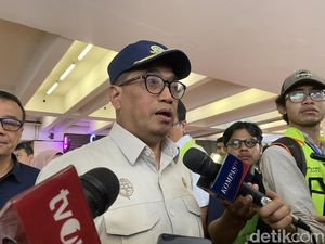 Menhub Ancam Sanksi Maskapai yang Jual Tiket Pesawat Mahal Saat Mudik Menhub Ancam Sanksi Maskapai yang Jual Tiket Pesawat Mahal Saat Mudik