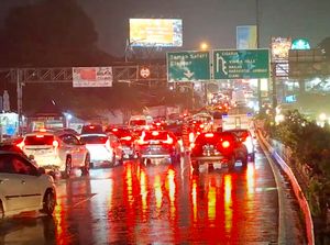 Kondisi Lalin di Simpang Gadog Puncak Malam Ini