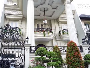 Intip Jeroan Rumah Helena Lim di PIK, Ada Salon hingga Gym Pribadi Intip Jeroan Rumah Helena Lim di PIK, Ada Salon hingga Gym Pribadi