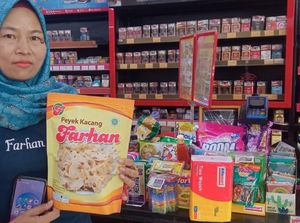 Penjual Peyek & Kerupuk Ini Cerita Cara Produknya Bisa Dijual di Alfamart Penjual Peyek & Kerupuk Ini Cerita Cara Produknya Bisa Dijual di Alfamart