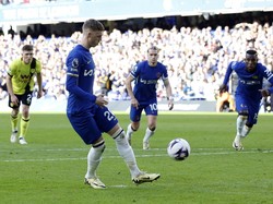 Diwarnai 2 Kartu Merah, Chelsea Ungguli Burnley 1-0 di Babak Pertama