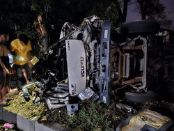 Mobil Pengangkut Barang Pesanan Online Terbalik di Aceh, Sopir Tewas