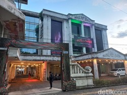 Rumah Hantu Eks Hotel Cakra Solo Buka Lagi, Sampai Lantai 3 Kalau Berani!