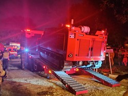 Strategi Damkar Pakai Robot Padamkan Api di Gudang Peluru Kodam Jaya