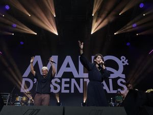 Jadwal Gigs Minggu Ini, Ada Maliq & Dessentials! Jadwal Gigs Minggu Ini, Ada Maliq & Dessentials!