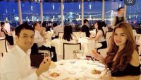 Momen Vicky Shu Saat Makan di Restoran hingga Belanja Makanan