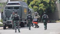 Tim Jihandak Temukan 5 Granat yang Terpental ke Permukiman Warga