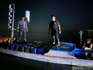 TNI AL Gagalkan Penyelundupan BBM Ilegal di Nagekeo NTT
