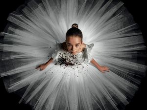 Abigail: Ngerinya Jadi Santapan Vampir Balerina Abigail: Ngerinya Jadi Santapan Vampir Balerina