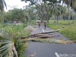 Warga Blokade Jalan ke Kantor Satpol PP Bone Bolango, Tuntut Ganti Rugi Lahan