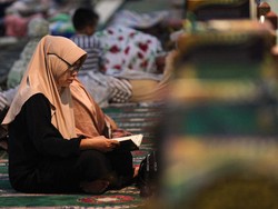 Kapan Malam Lailatul Qadar 2025? Ini Tanda-tanda yang Perlu Diketahui Siswa