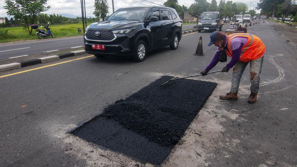 Jalan Solo-Yogyakarta Diperbaiki untuk Kelancaran Arus Mudik
