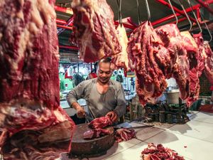 Lebaran Telah Usai, Harga Cabai hingga Daging Sapi Mulai Turun Lebaran Telah Usai, Harga Cabai hingga Daging Sapi Mulai Turun