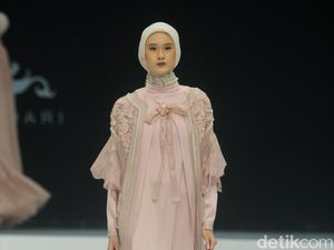 10 Koleksi Ayu Dyah Andari di Indonesia Fashion Week 2024, Baju Lebaran Mewah 10 Koleksi Ayu Dyah Andari di Indonesia Fashion Week 2024, Baju Lebaran Mewah