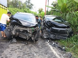 Rombongan Istri Pj Walkot Padangsidimpuan Tabrak Mobil Polisi, Ini Kronologinya