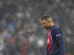Mbappe tak Berkutik Kala PSG Bersua Barcelona di Liga Champions