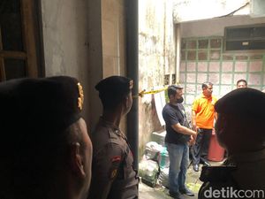 Rekonstruksi Wanita Dibunuh di Kos Kotabaru, Alasan Henry Tusuk Korban Terkuak Rekonstruksi Wanita Dibunuh di Kos Kotabaru, Alasan Henry Tusuk Korban Terkuak