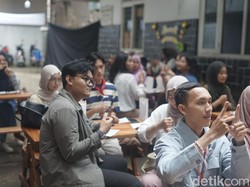 Ngalam Mbois: Semangat Callan Dirikan Kelas Isyarat Bantu Teman Tuli