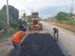 Pj Gubri Minta Jalan Berlubang Diperbaiki Jelang Arus Mudik, PUPR Tancap Gas