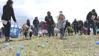Potret Serunya Berburu Telur Paskah