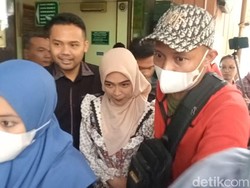 Ria Ricis Keberatan Atas Saksi yang Dihadirkan Teuku Ryan
