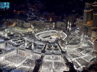 Semburat 120 Ribu Lampu di Masjidil Haram