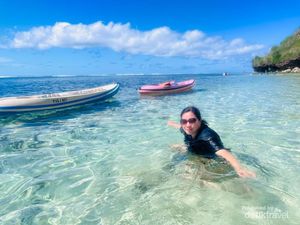 Pantai Gunung Payung, yang Berair Tenang di Samudra Hindia Pantai Gunung Payung, yang Berair Tenang di Samudra Hindia