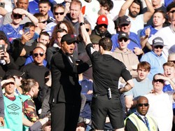 Kompany: Wasit Premier League Musim Ini Tak Cukup Bagus