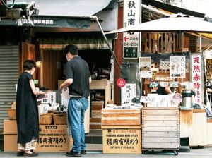 Wow! Toko Nori Berusia 100 Tahun Ini Jual Jenis Rumput Laut Premium