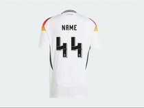 Tudingan Mirip Simbol Nazi di Jersey Timnas Jerman