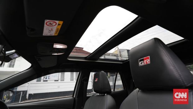 Interior Toyota Yaris Cross Hybrid. CNN Indonesia/Safir Makki