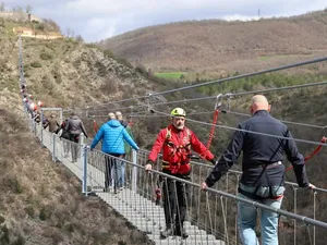 Inilah Jembatan Gantung Tertinggi di Eropa