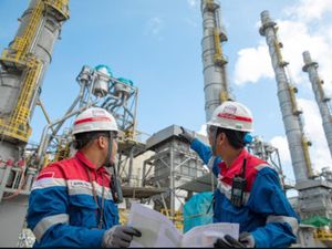 Sudah Tau Belum Gimana BBM Diproduksi? Ini Penjelasan Bos Kilang Pertamina Sudah Tau Belum Gimana BBM Diproduksi? Ini Penjelasan Bos Kilang Pertamina
