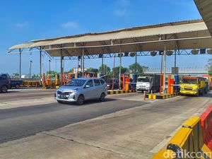 Bisakah RI Ikuti Malaysia Gratiskan Tarif Tol buat Mudik Lebaran?