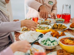 5 Rekomendasi Hidangan Mewah Saat Lebaran, Sajikan untuk Keluarga Yuk