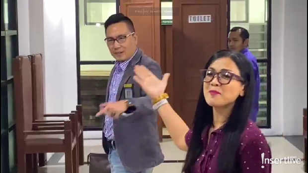 Momen ceckok Nirina Zubir