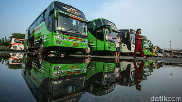 Peningkatan Pemudik di Terminal Pulo Gebang Naik 20%
