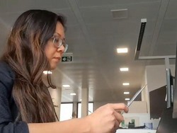 Perempuan Siantar di Jerman Ini Kokoh di Tengah Perang Cip Semikonduktor