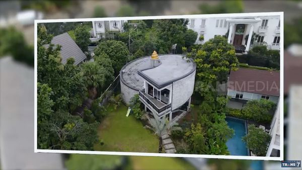 8 Potret Rumah Unik Dokter Boyke, Bentuknya Terinspirasi Keong