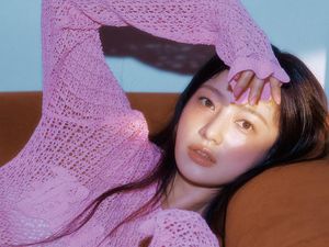 Song Ha Yoon Akui Dikeluarkan dari SMA karena Bullying, Ini Kata Agensi Song Ha Yoon Akui Dikeluarkan dari SMA karena Bullying, Ini Kata Agensi