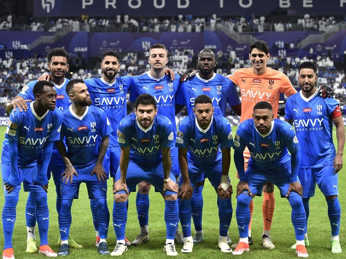 Soccer Football - Saudi Pro League - Al Hilal v Al Okhdood - Kingdom Arena, Riyadh, Saudi Arabia - April 2, 2024 Al Hilal players pose for a team group photo before the match REUTERS/Stringer