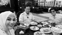 Atta Halilintar Saat Makan Bareng Prabowo hingga Dinner di Pecel Lele