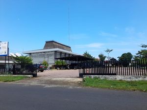 Bangunan Diduga Situs Cagar Budaya di Bengkulu Dibongkar Jadi Lahan Parkir