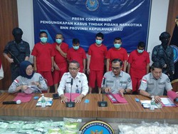 BNNP Kepri Tangkap 6 Kurir Narkoba, 26 Kg Sabu-40 Ribu Ekstasi Disita