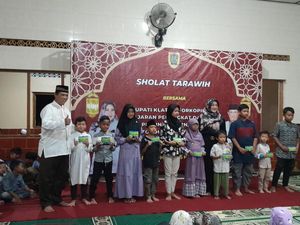 Tarling di Masjid Barokah, Bupati Klaten Ajak Masyarakat Tingkatkan Ibadah Tarling di Masjid Barokah, Bupati Klaten Ajak Masyarakat Tingkatkan Ibadah