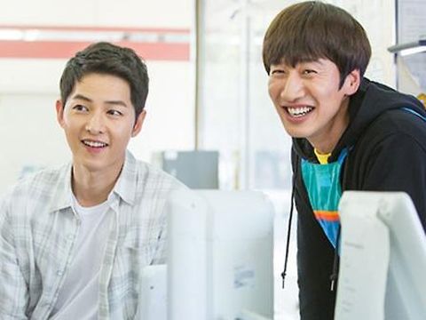 Song Joong-ki sebagai kameo dalam episode pertama drama The Sound of Your Heart. (KBS2)