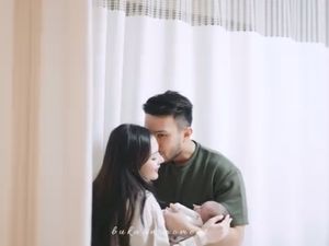 Yakup Hasibuan Bebaskan Jessica Mila Berkarier Usai Jadi Ibu Yakup Hasibuan Bebaskan Jessica Mila Berkarier Usai Jadi Ibu